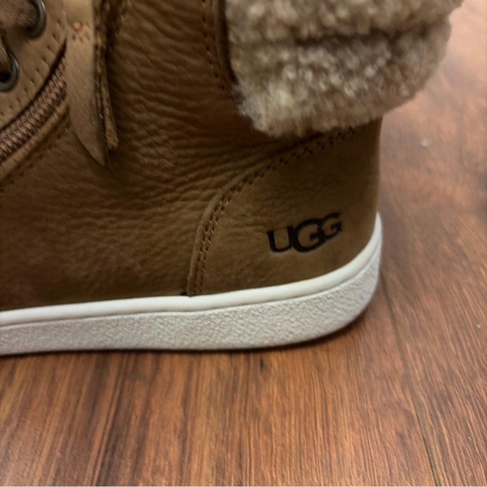 VGUC | UGG Women's Chestnut Leather High-Top Sneakers 1019716 - Picture 5 of 12